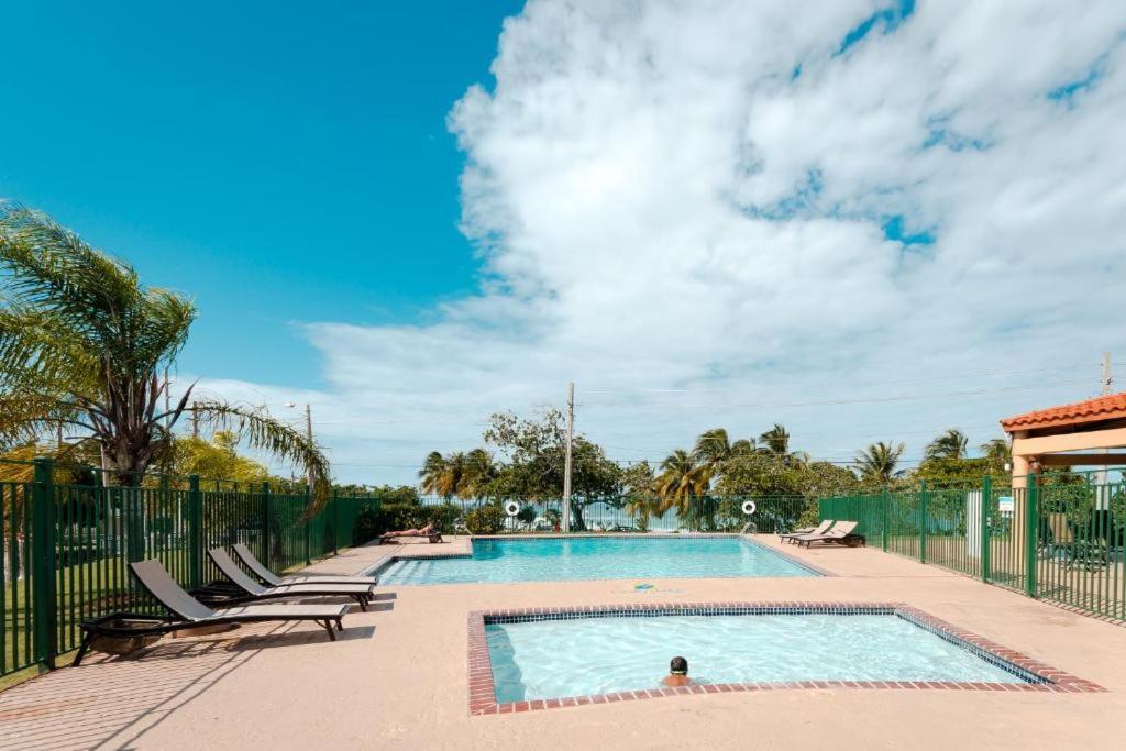 Oceania Apartments At Arecibo 681 Ocean Drive Exteriér fotografie