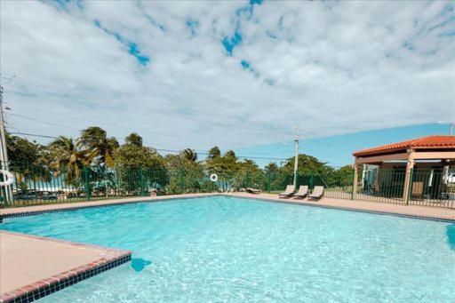 Oceania Apartments At Arecibo 681 Ocean Drive Exteriér fotografie